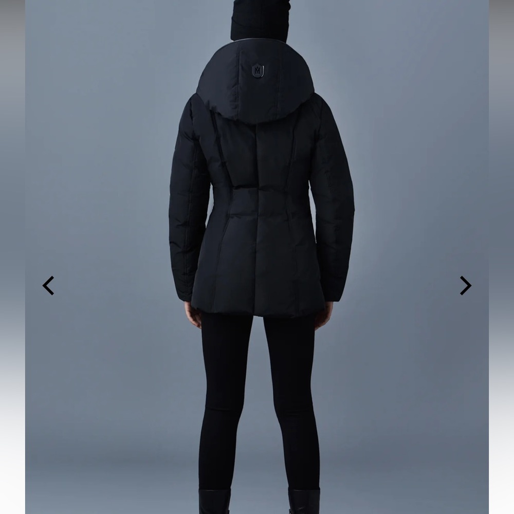 Mackage ADALI coat with Signature Mackage Collar - Picture 2 of 9